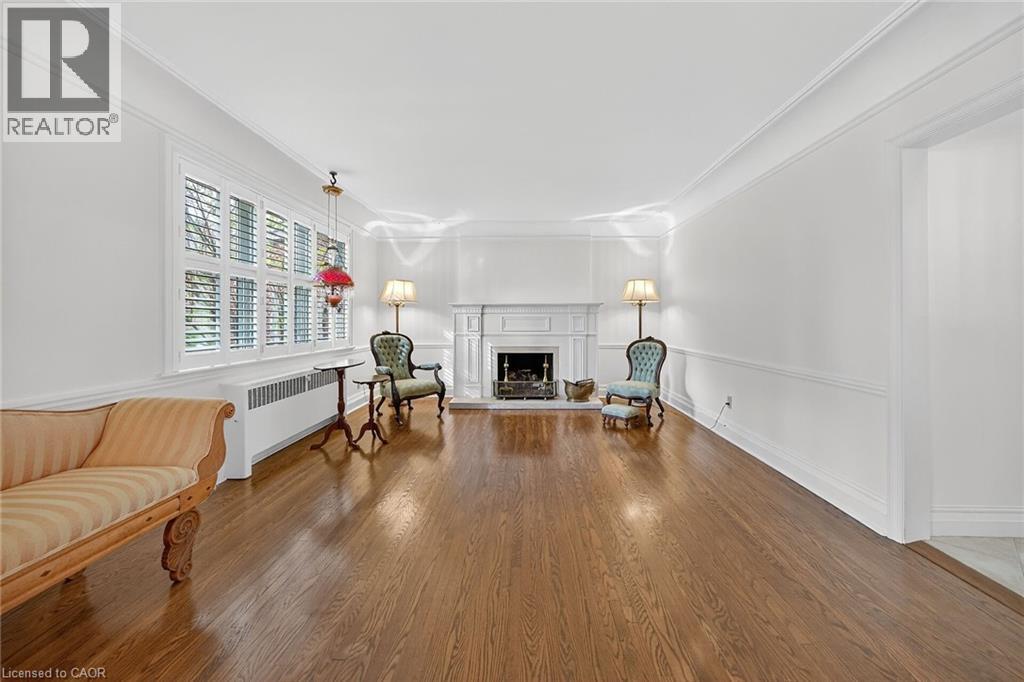 842 FOREST GLEN Avenue - 16