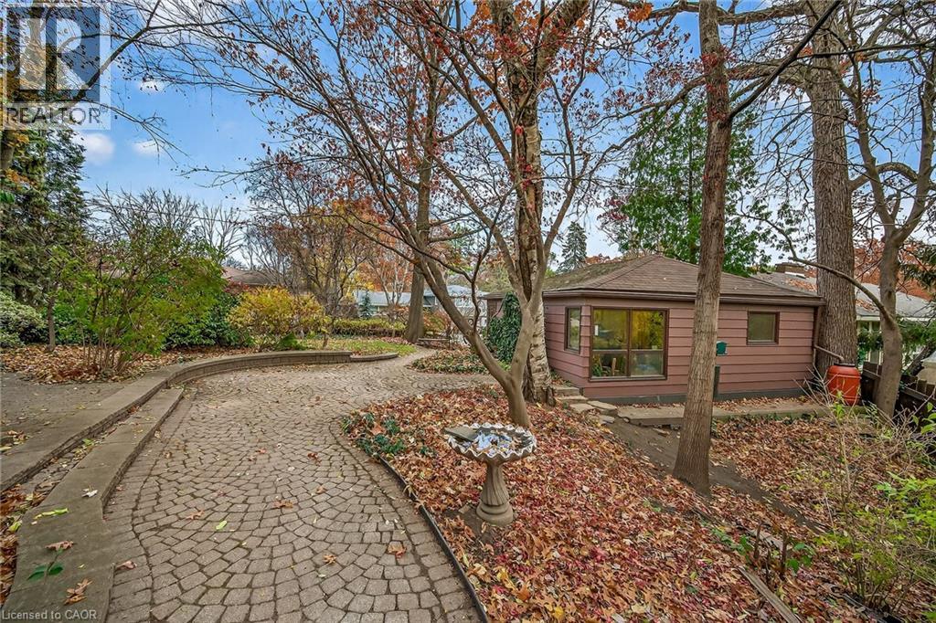 842 FOREST GLEN Avenue, Burlington, Ontario, L7T2L2 — Photo 41
