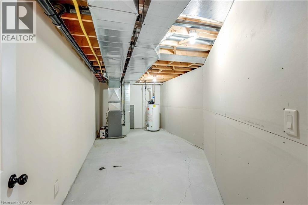 24 EMERALD Common, St. Catharines, Ontario, L2M0A7 — Photo 20