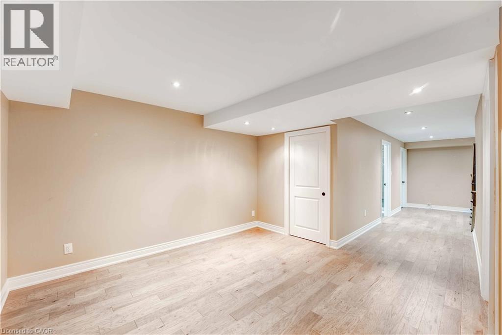 24 EMERALD Common, St. Catharines, Ontario, L2M0A7 — Photo 9
