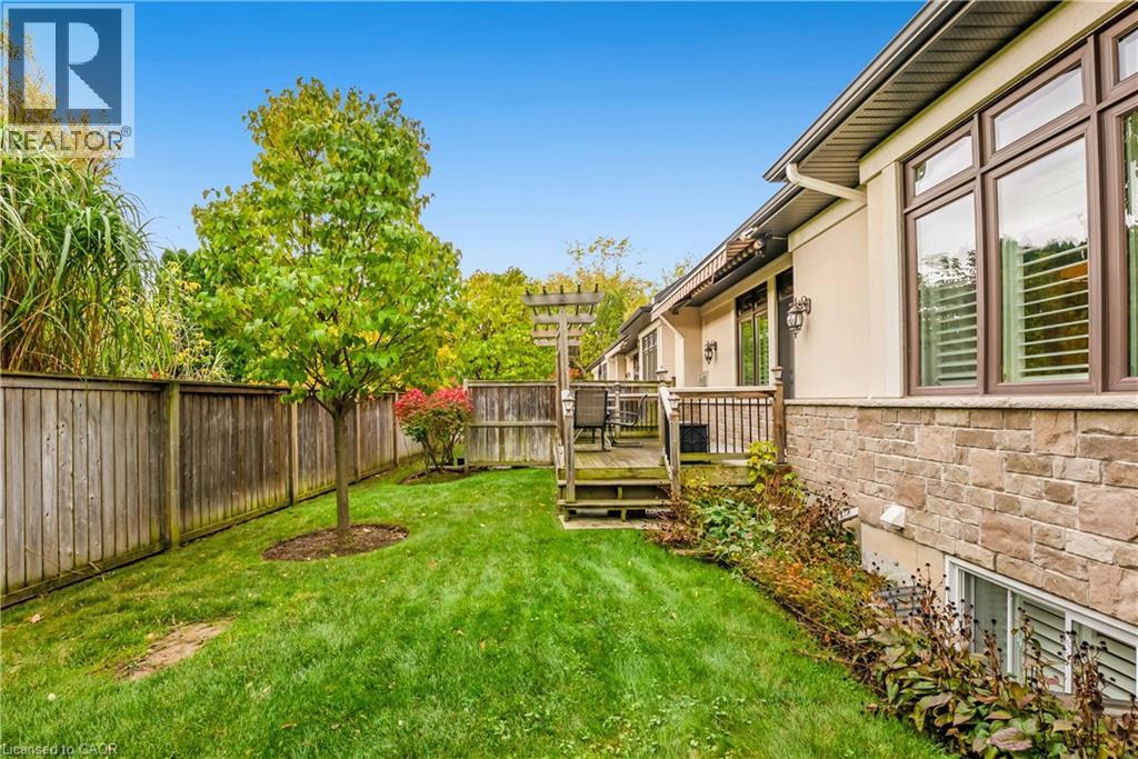 24 EMERALD Common, St. Catharines, Ontario, L2M0A7 — Photo 30