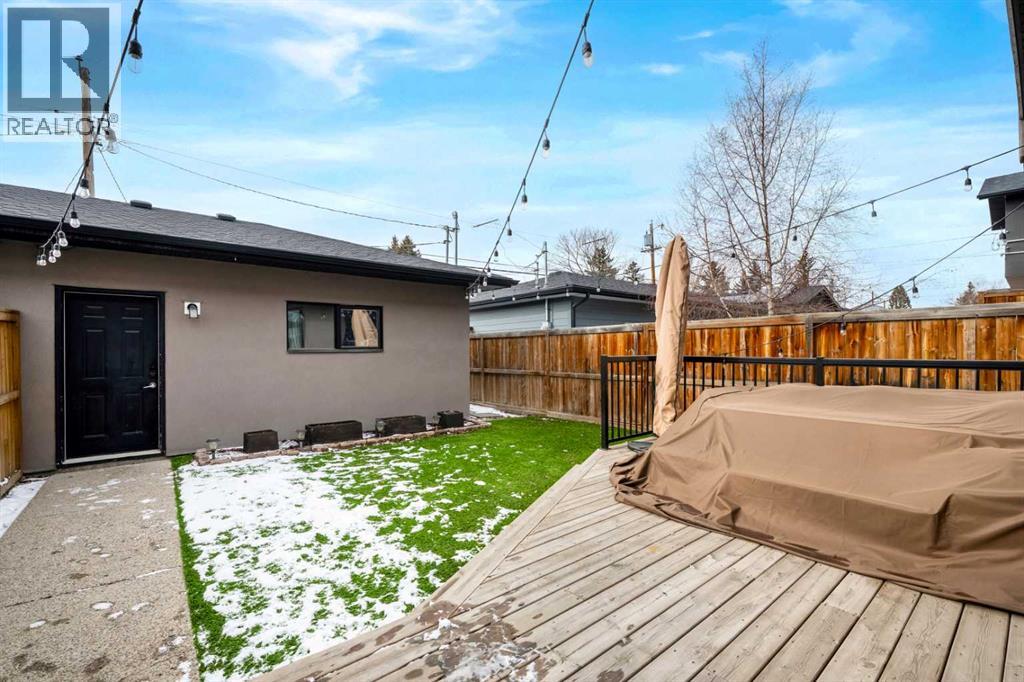 Single Family House for Sale in   Street NW Highland Park Calgary 