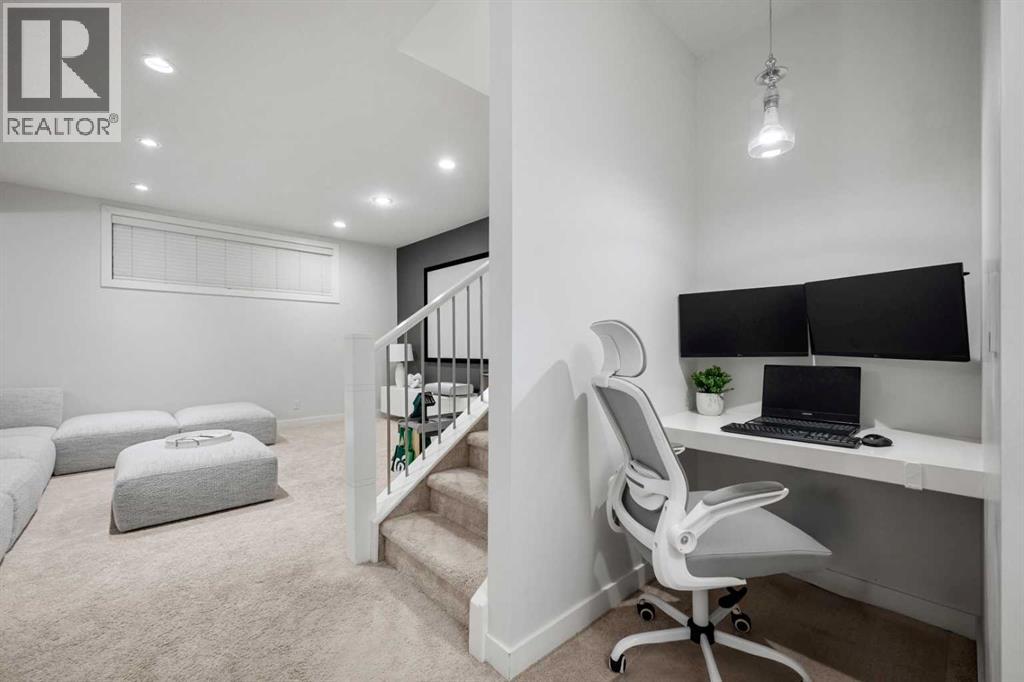 Single Family House for Sale in   Street NW Highland Park Calgary 