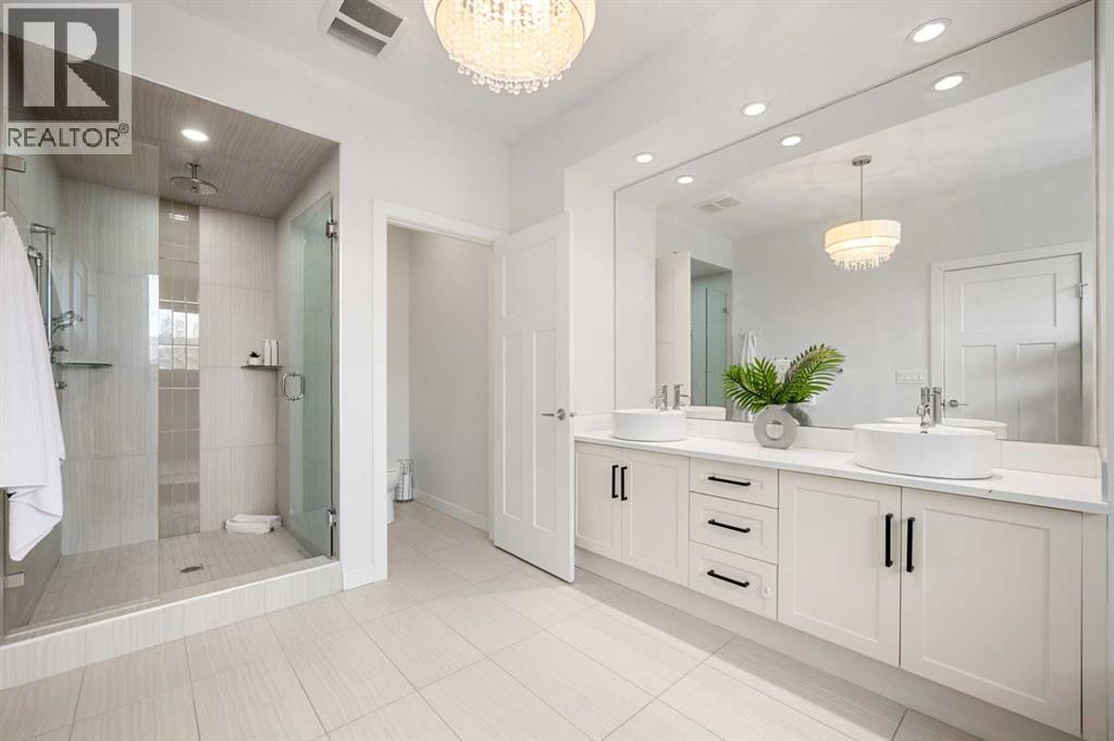 Single Family House for Sale in   Street NW Highland Park Calgary 