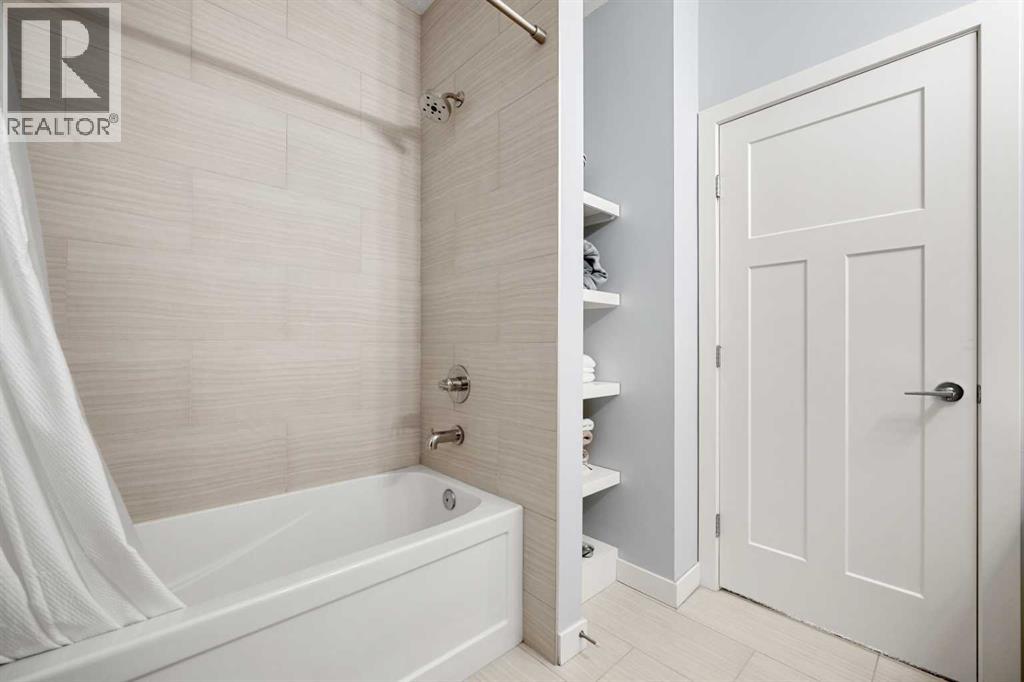 Single Family House for Sale in   Street NW Highland Park Calgary 