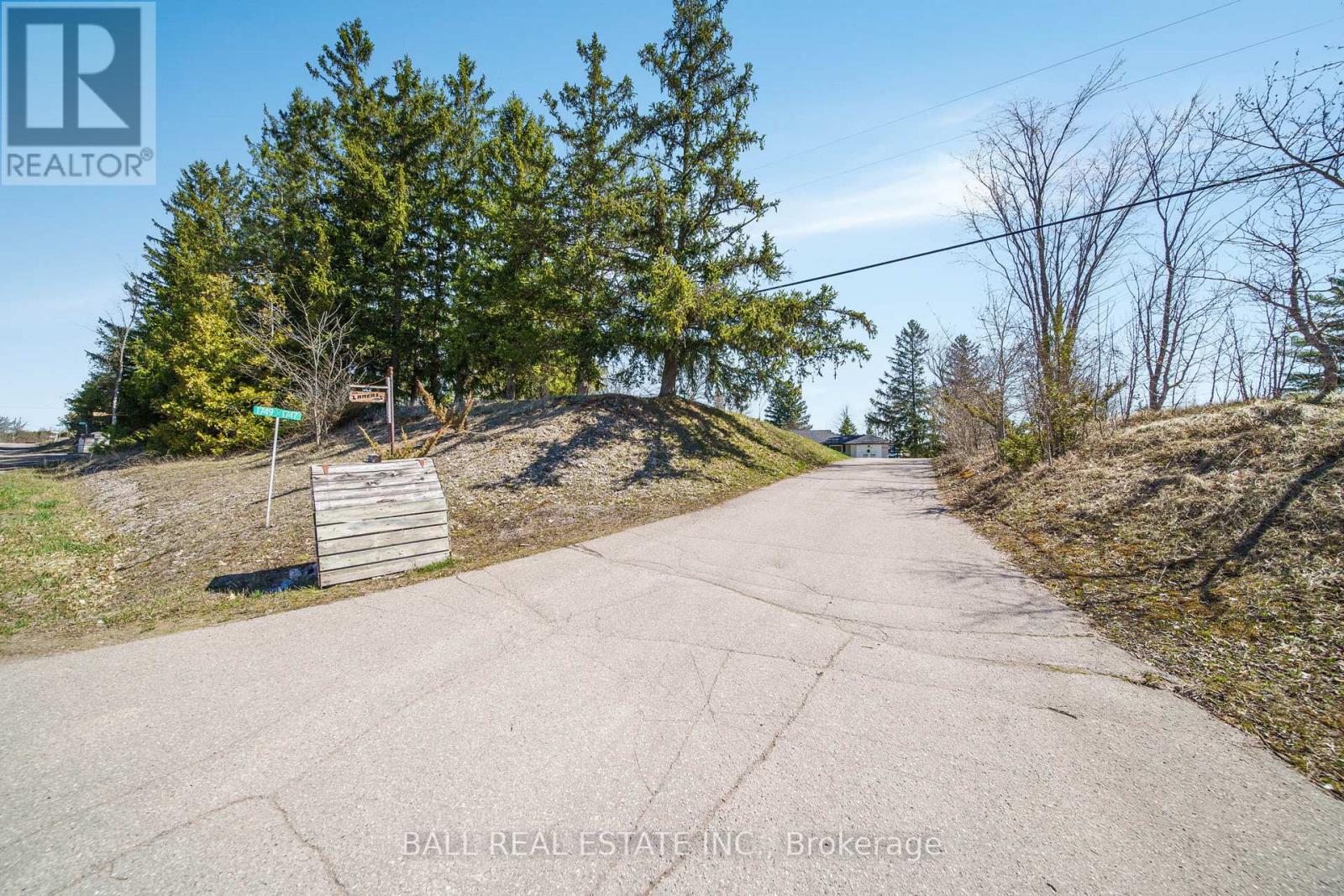 1749 YOUNG'S POINT ROAD - 37