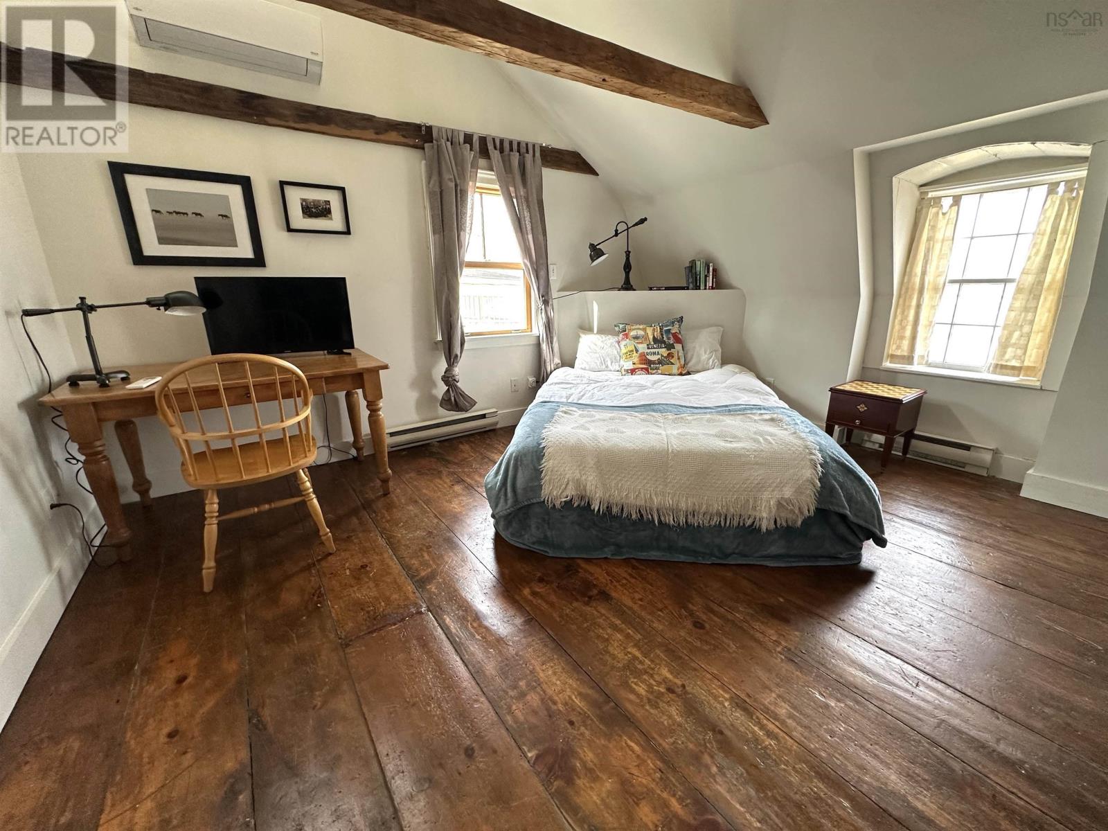 Property 17 of 30 of 71 Main Street