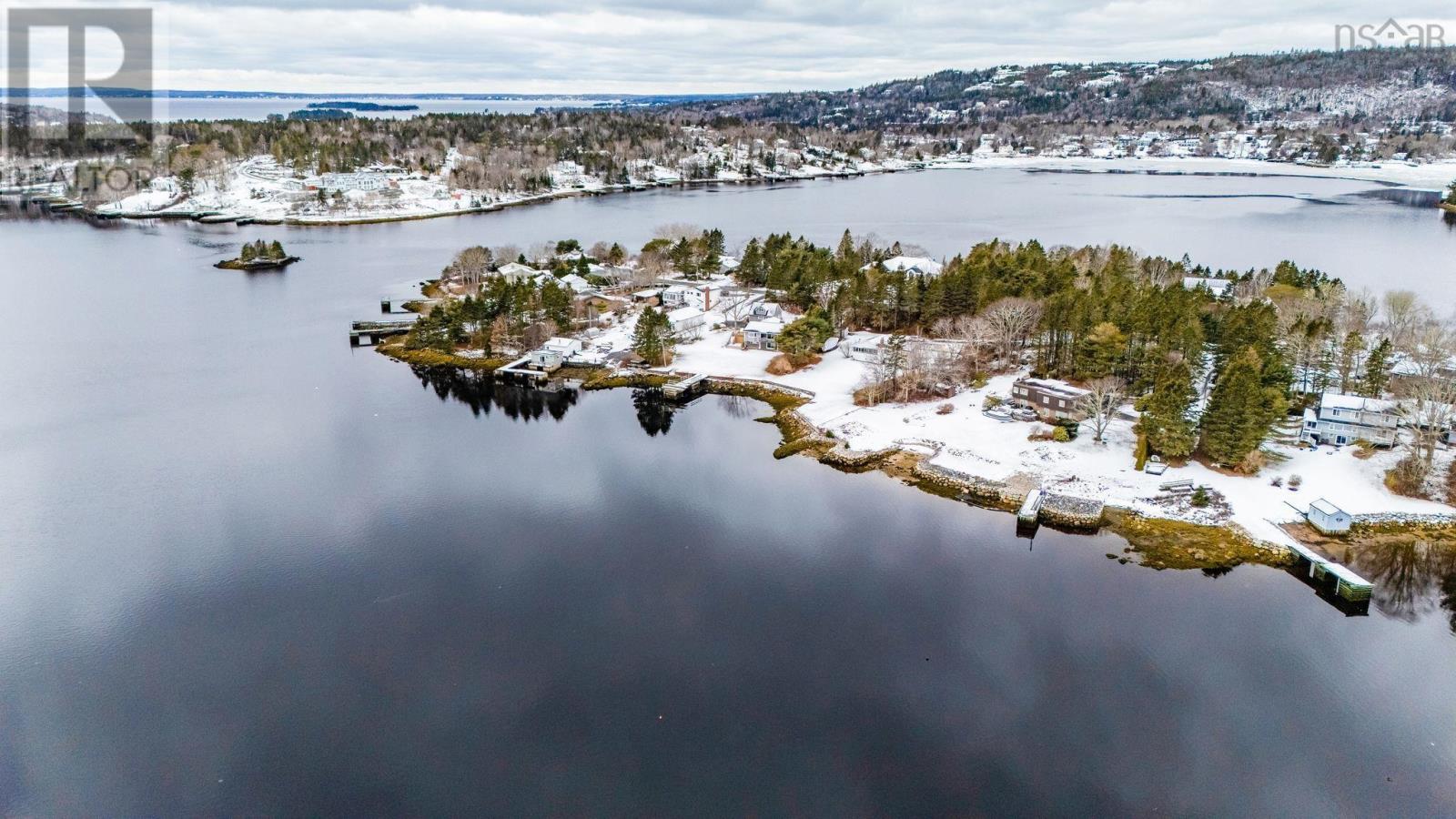 Property 17 of 48 of 350 Viewmount Drive