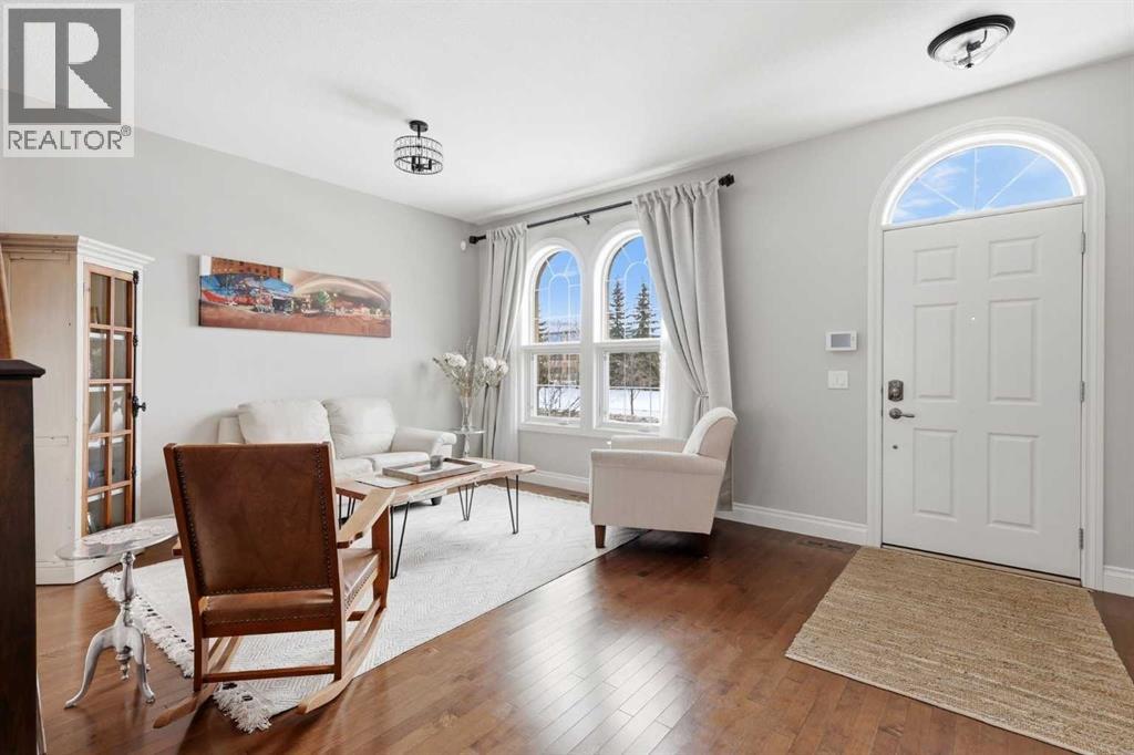 Single Family House for Sale in  Quarry Park Boulevard SE Douglasdale/Glen Calgary 