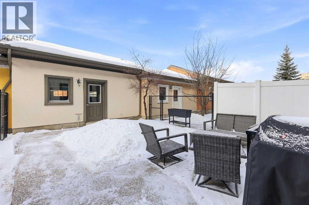 Single Family House for Sale in  Quarry Park Boulevard SE Douglasdale/Glen Calgary 