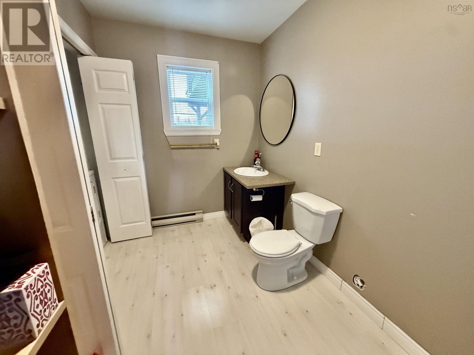 Property 17 of 48 of 10 Trundle Crescent