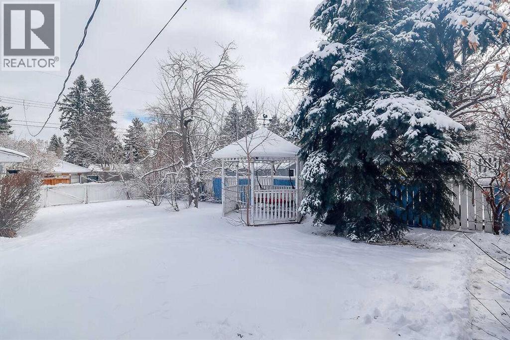 Single Family House Bi-level for Sale in  Woodland Crescent SE Willow Park Calgary 