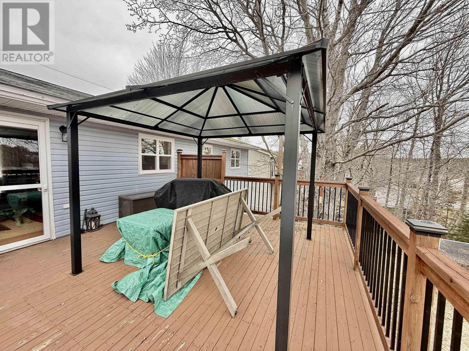 Property 19 of 48 of 10 Trundle Crescent