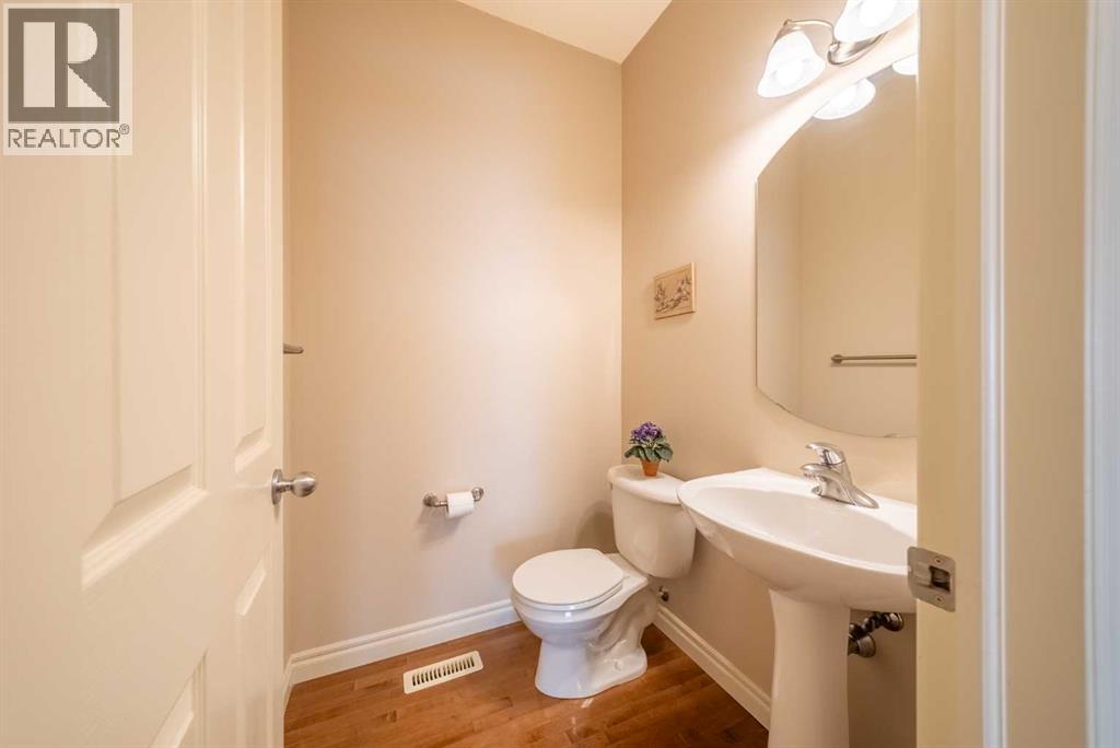 Single Family House for Sale in  Panatella Close NW Panorama Hills Calgary 