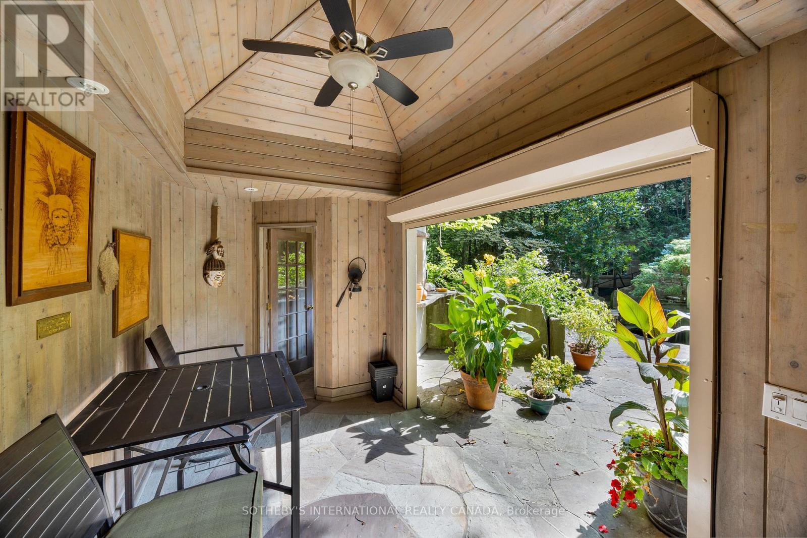 23 EDENBROOK HILL - 27