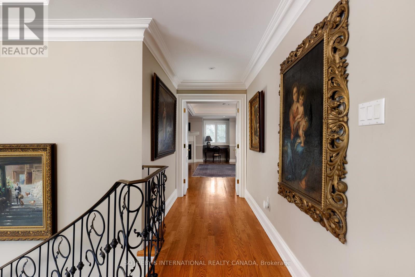 23 EDENBROOK HILL - 34