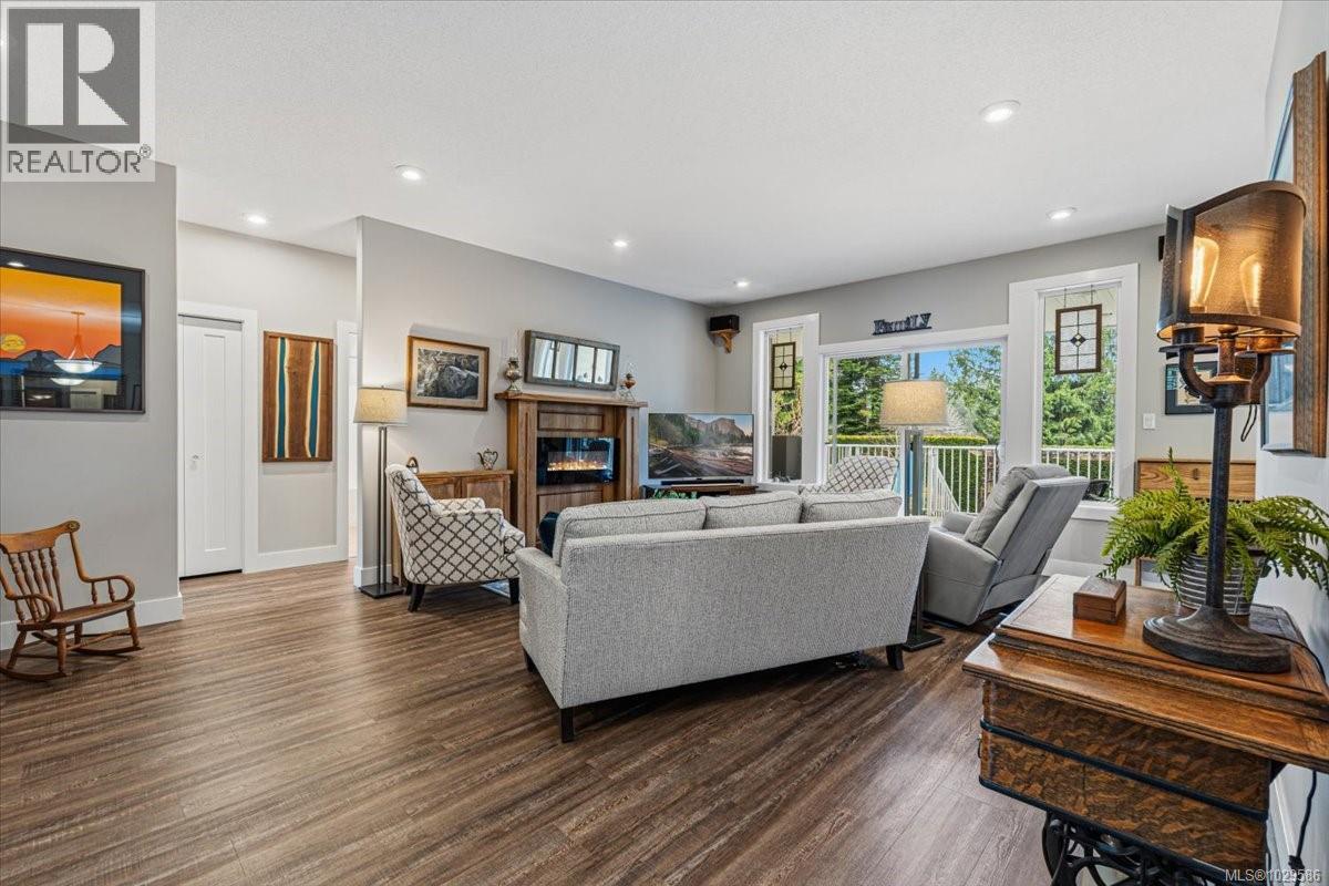 3831 CREEKSIDE DR - 12