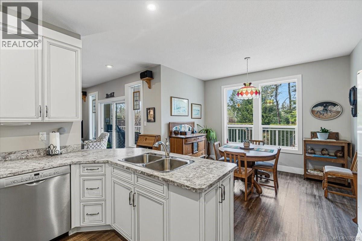 3831 CREEKSIDE DR - 4