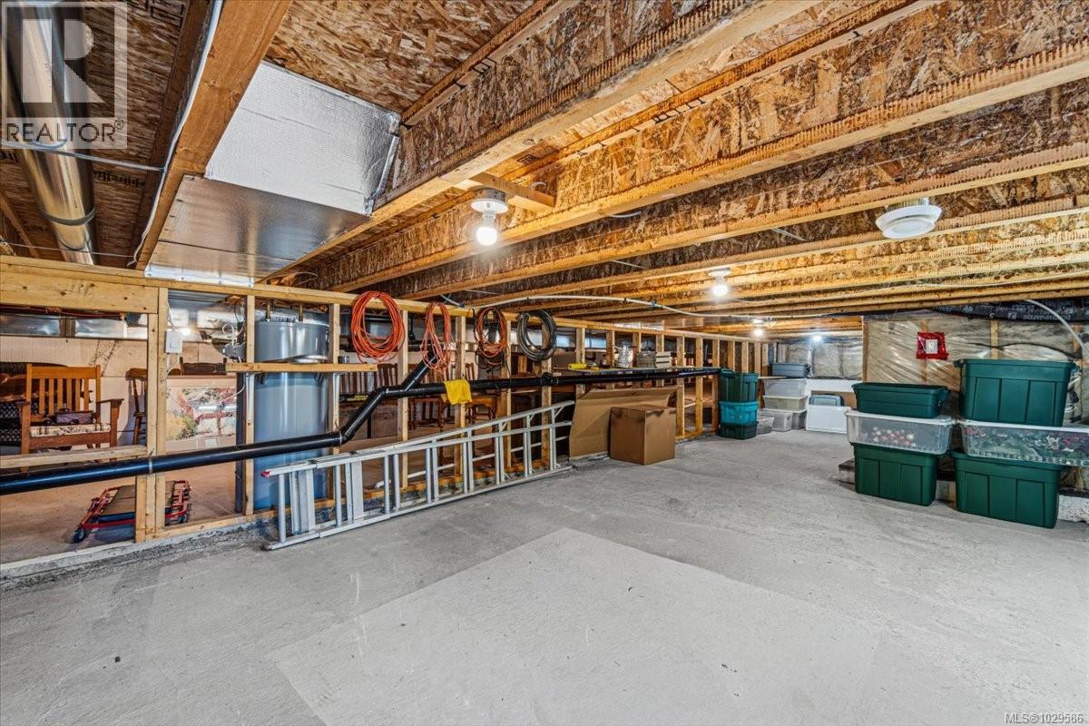 3831 CREEKSIDE DR - 40