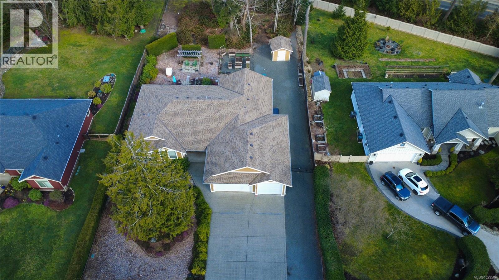 3831 CREEKSIDE DR - 42