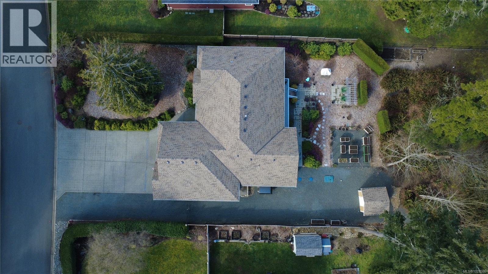 3831 CREEKSIDE DR - 5