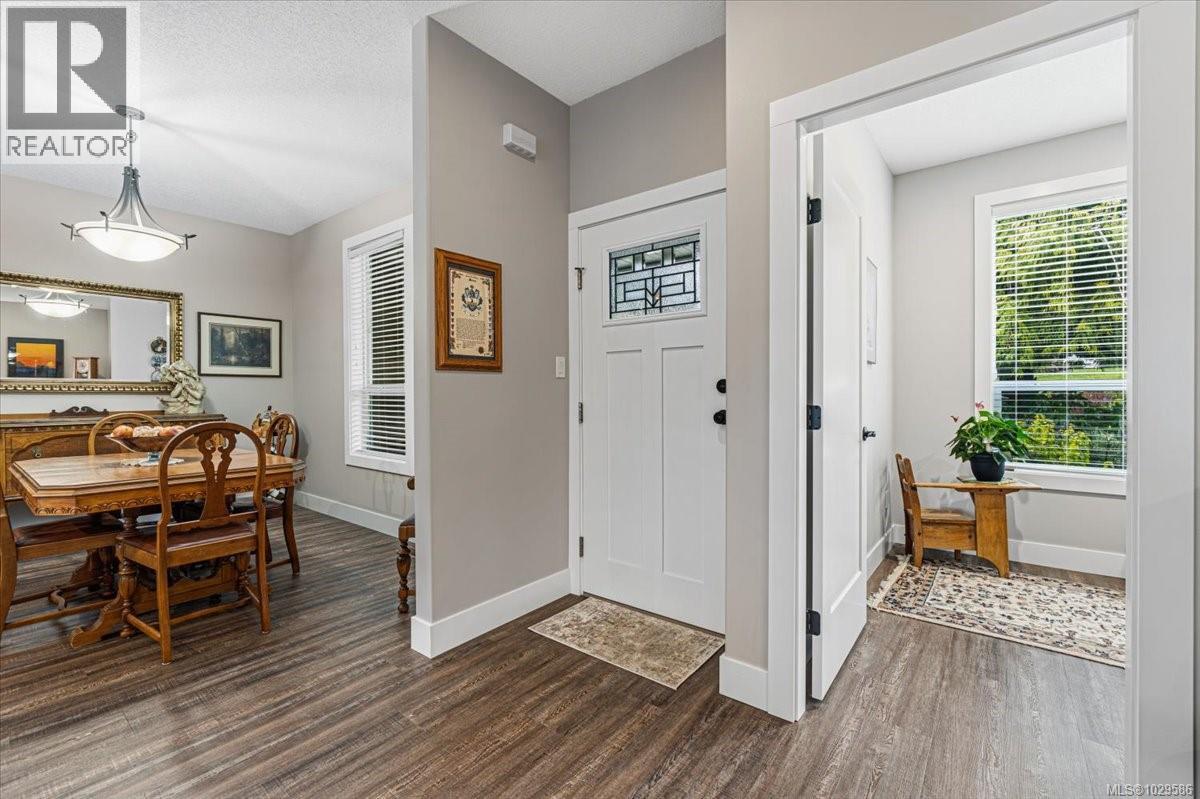 3831 CREEKSIDE DR - 6