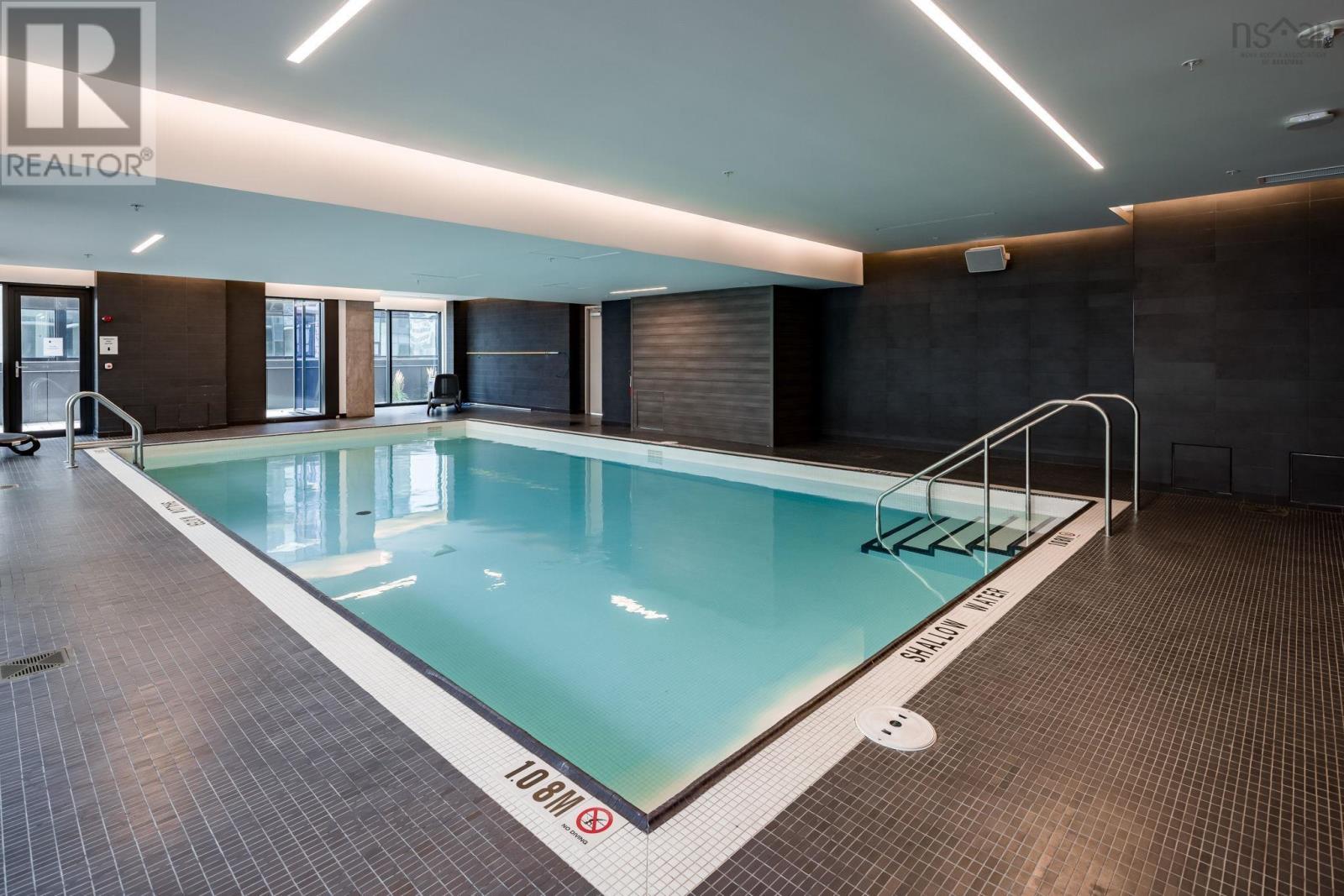 Property 11 of 48 of 1202 1650 Granville Street