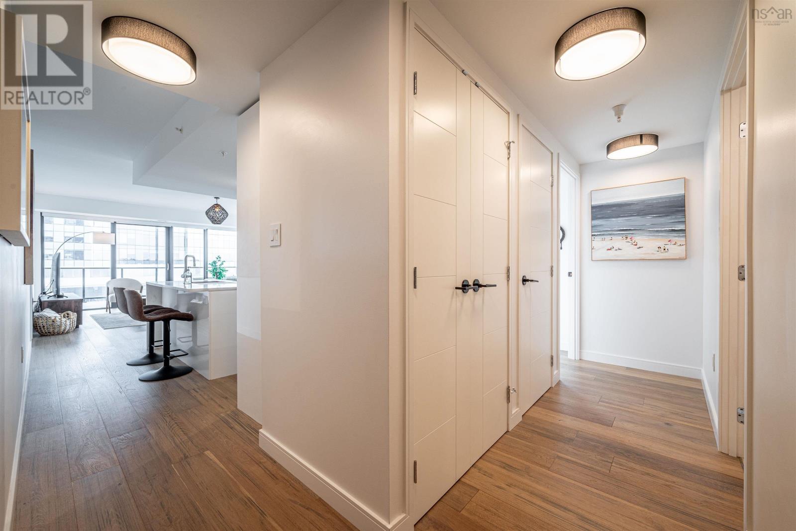 Property 27 of 48 of 1202 1650 Granville Street