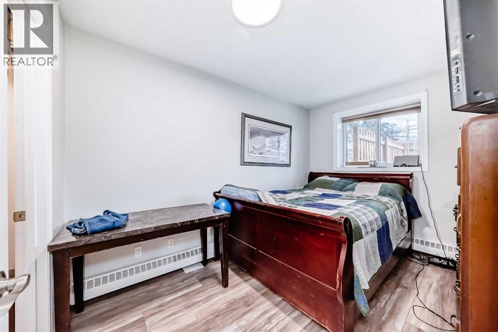 Single Family House for Sale in    Street NW Bowness Calgary 