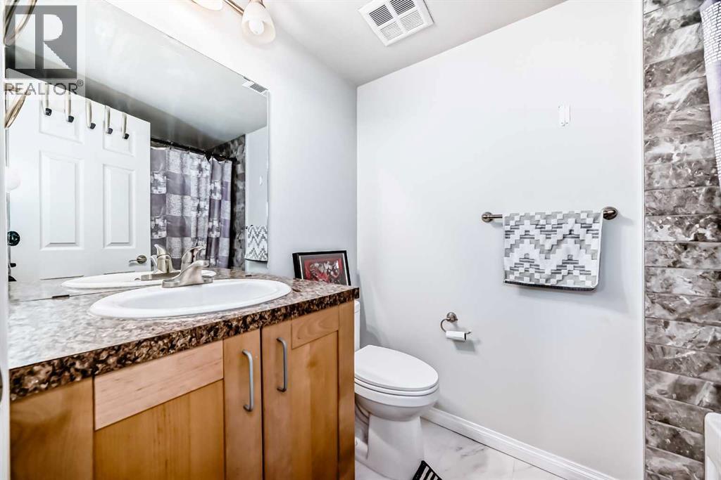 #105 4311 73 STREET NW - 18