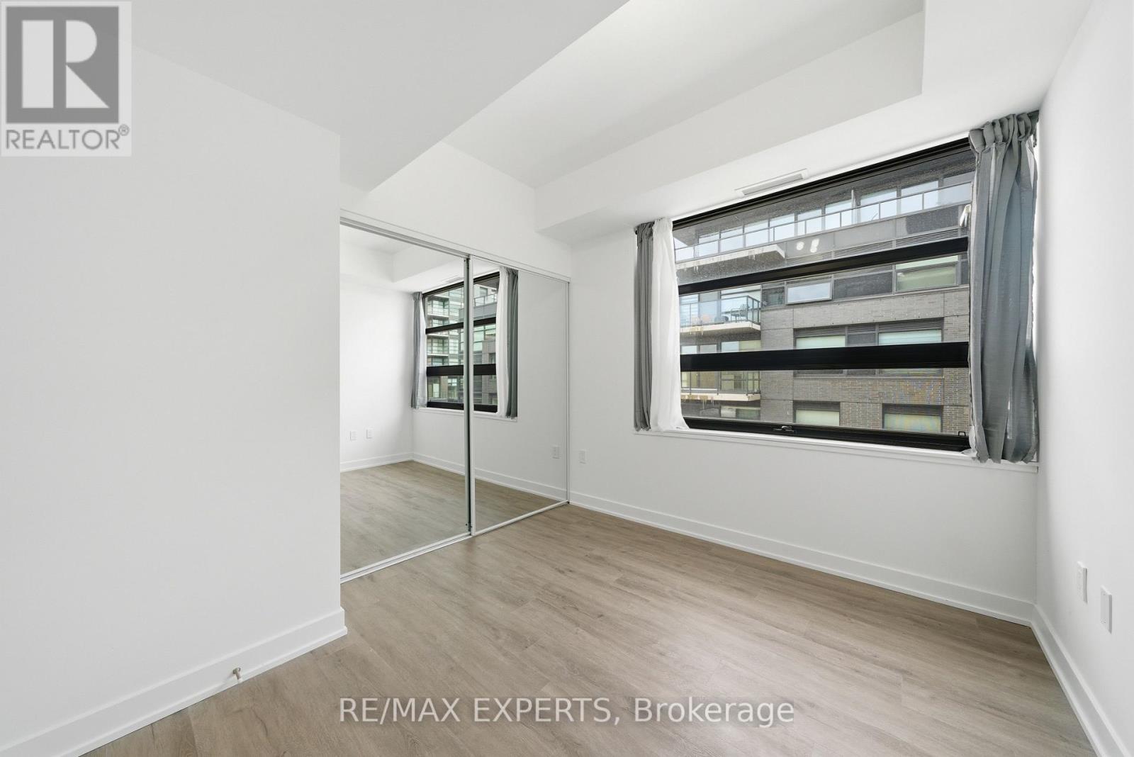 #334 1614 CHARLES STREET - 17
