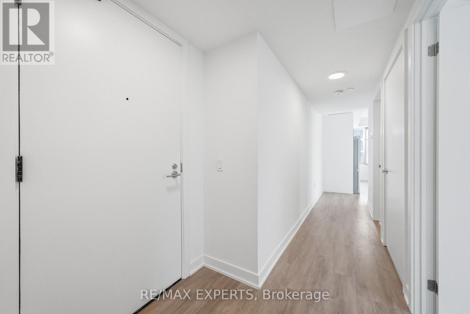 #334 1614 CHARLES STREET - 18