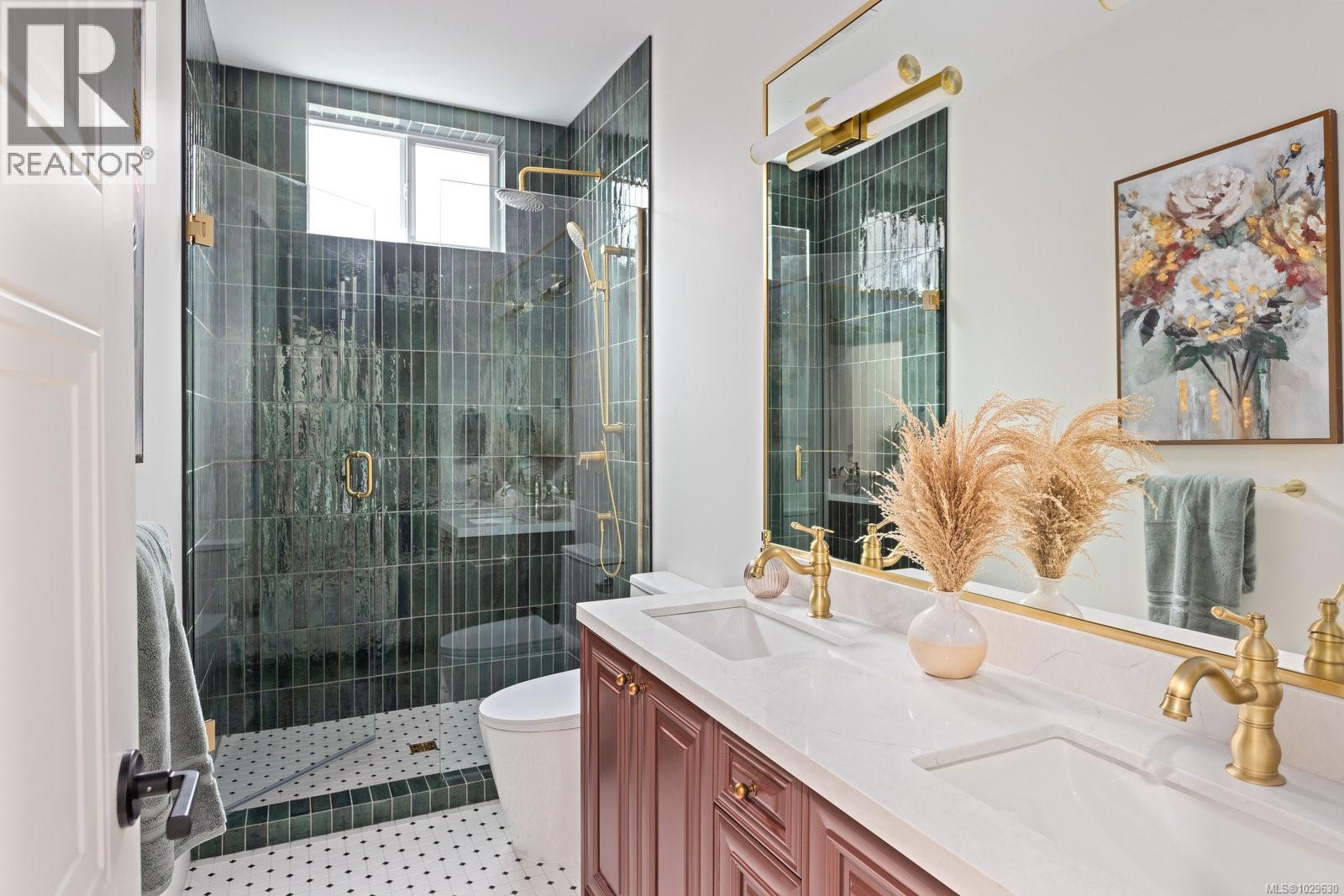 135 PASSMORE ST - 31