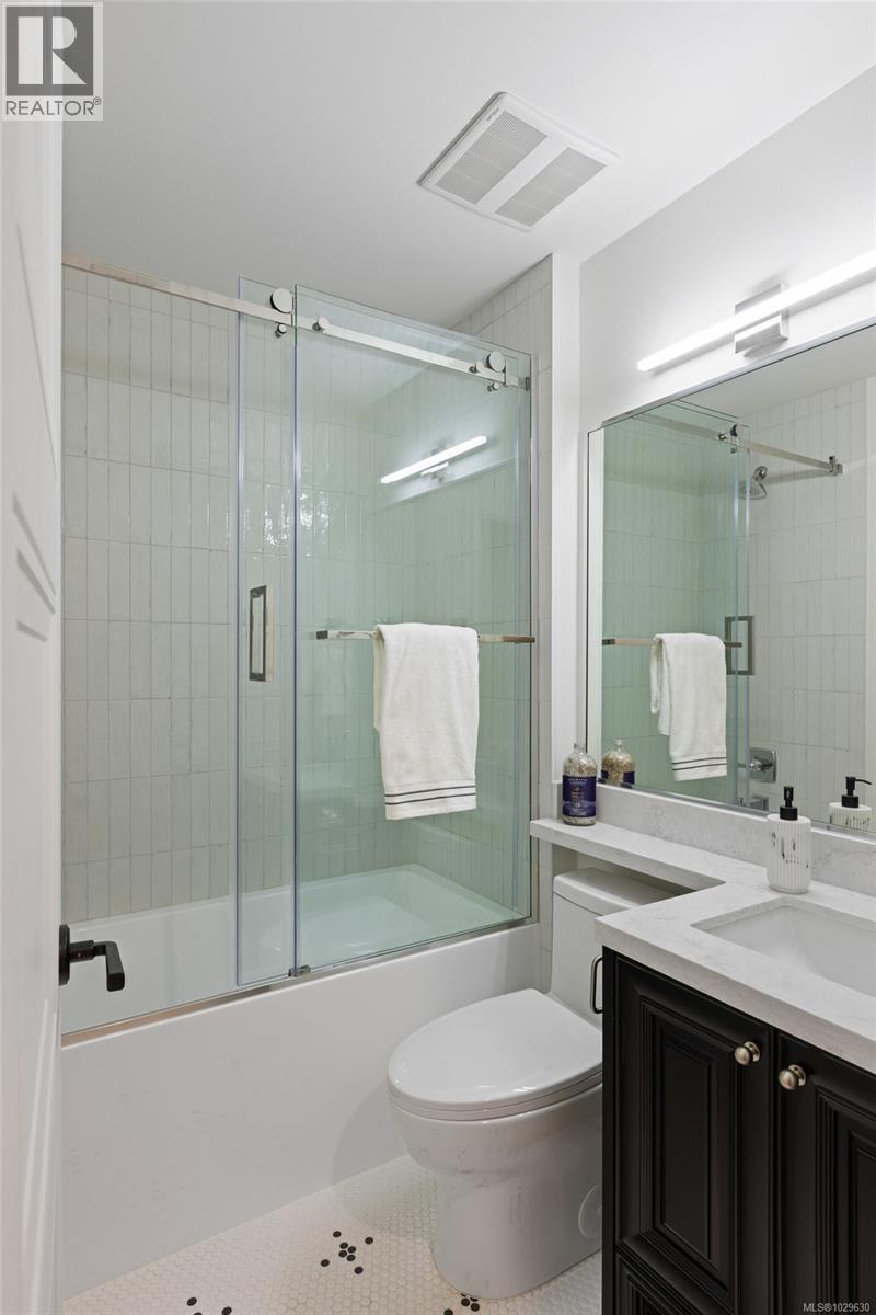 135 PASSMORE ST - 35