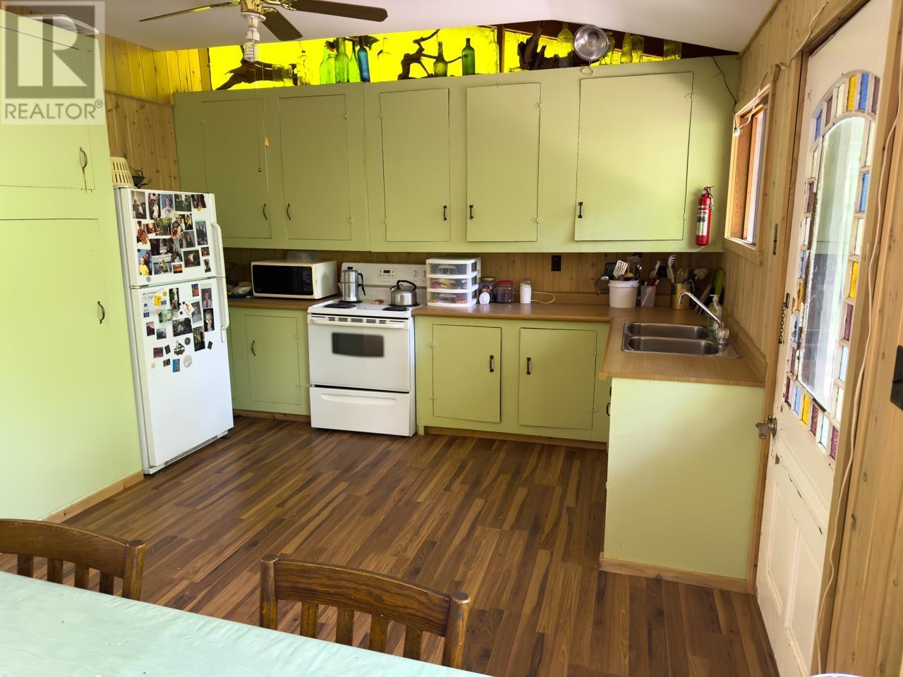 40 Ottilie Road, Morson, Ontario, P0W1J0 — Photo 6