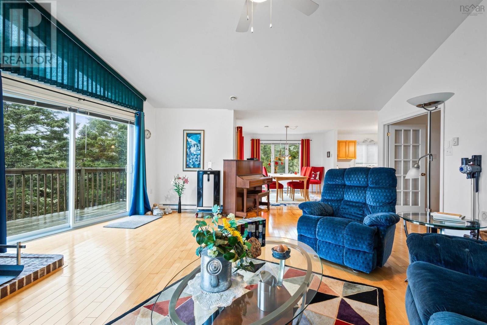 Property 4 of 32 of 821 Shad Point Parkway