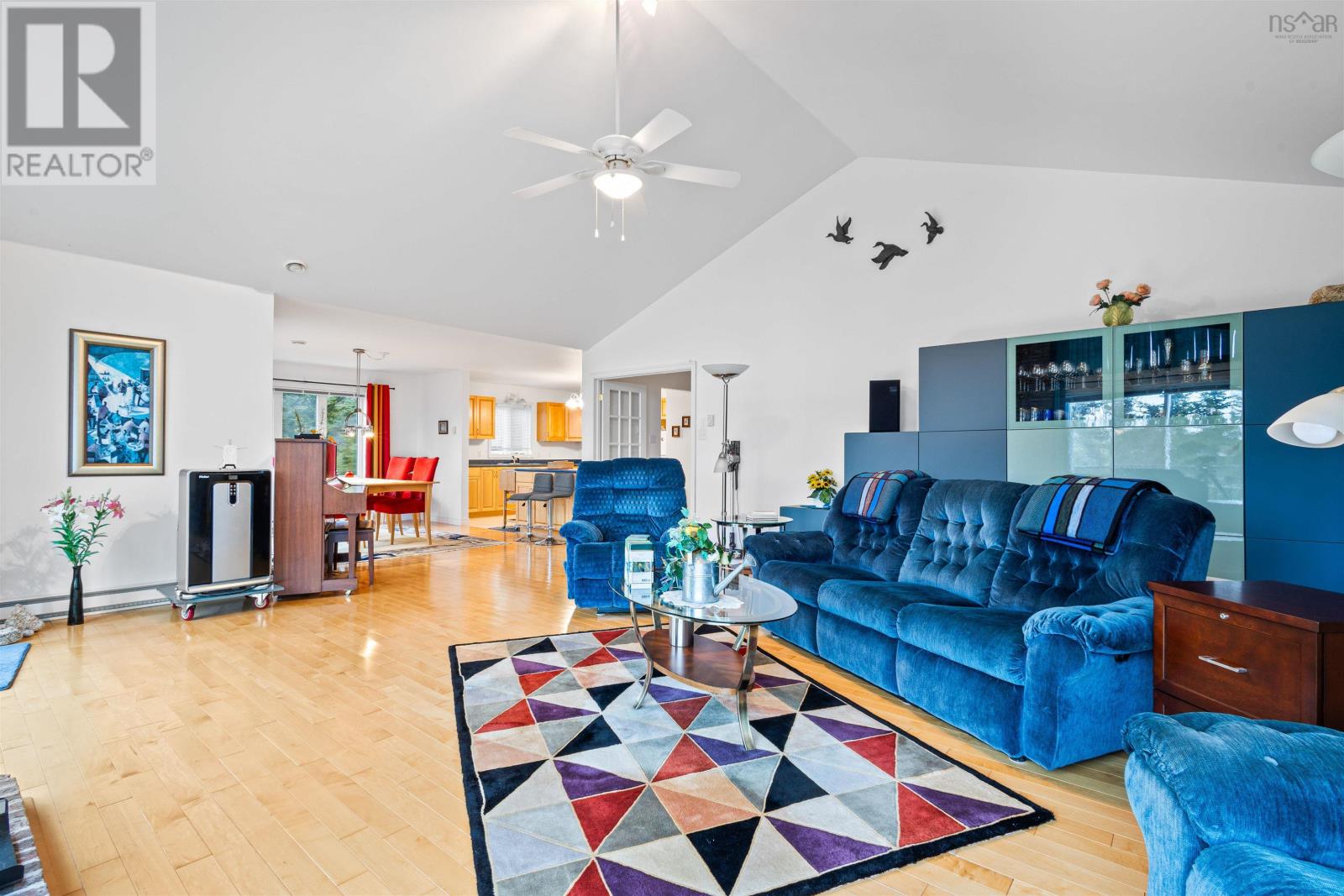 Property 27 of 32 of 821 Shad Point Parkway