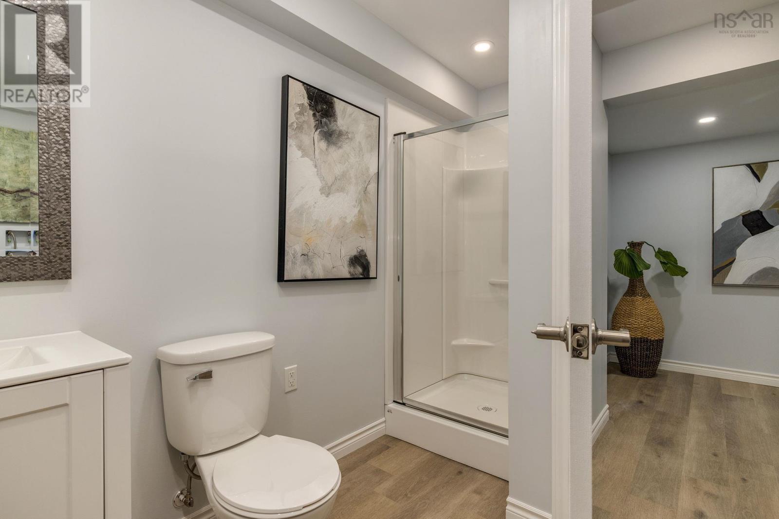 Property 24 of 49 of 44 Tattenham Crescent