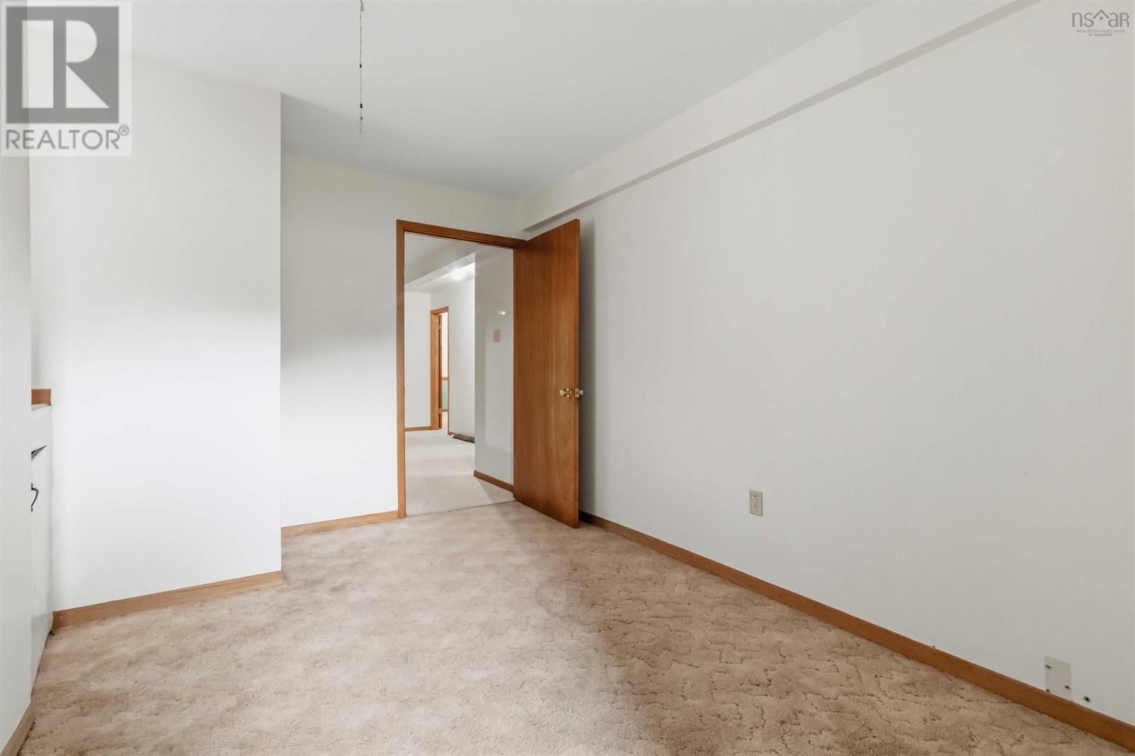 Property 27 of 34 of 21 Albert Street