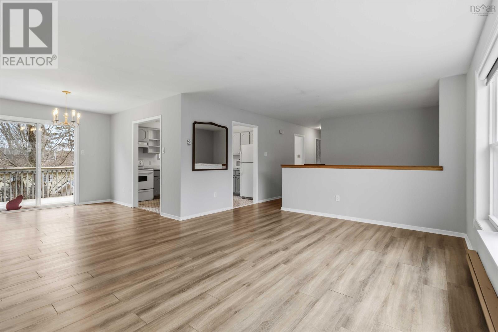 Property 12 of 34 of 21 Albert Street