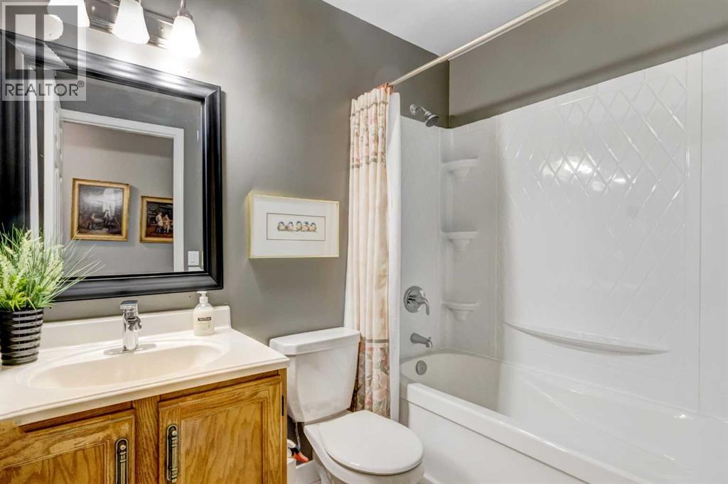 Single Family House 4 Level for Sale in  Cedarbrook Way SW Cedarbrae Calgary 