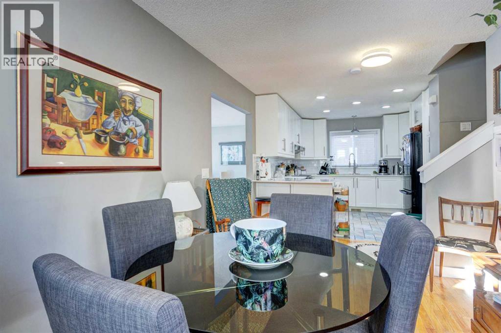 156 Cedarbrook Way SW, Calgary, Alberta