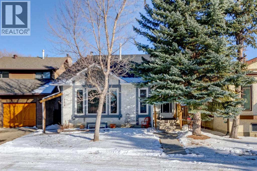 Single Family House 4 Level for Sale in  Cedarbrook Way SW Cedarbrae Calgary 