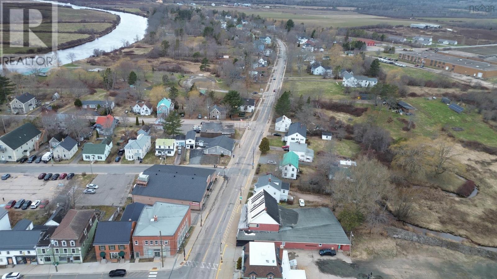 Property 12 of 18 of 267 Granville Street W