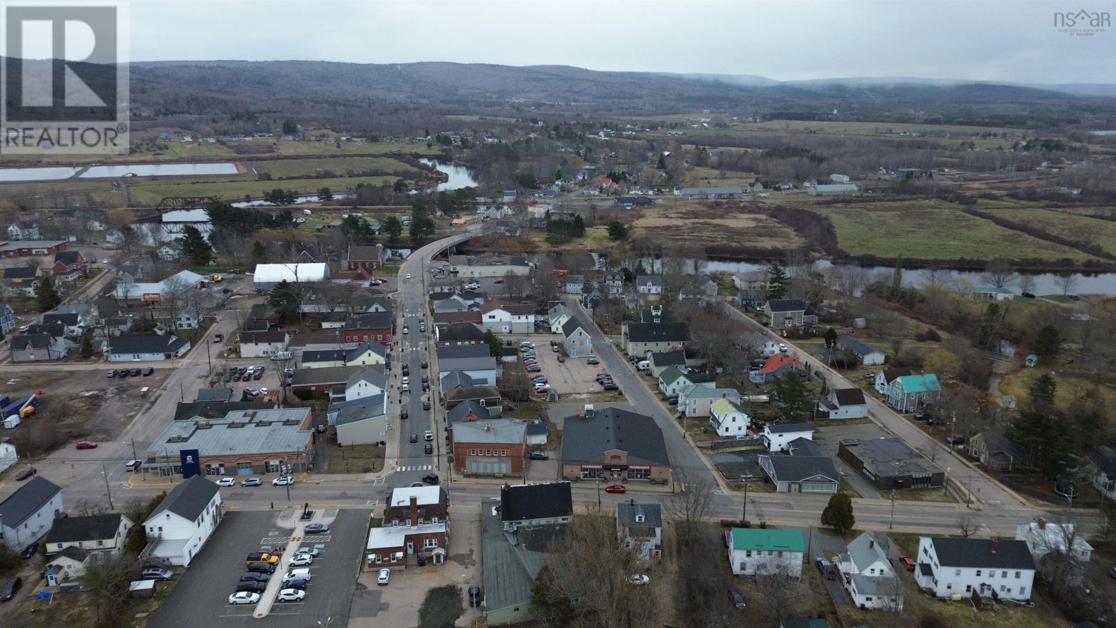 Property 3 of 18 of 267 Granville Street W