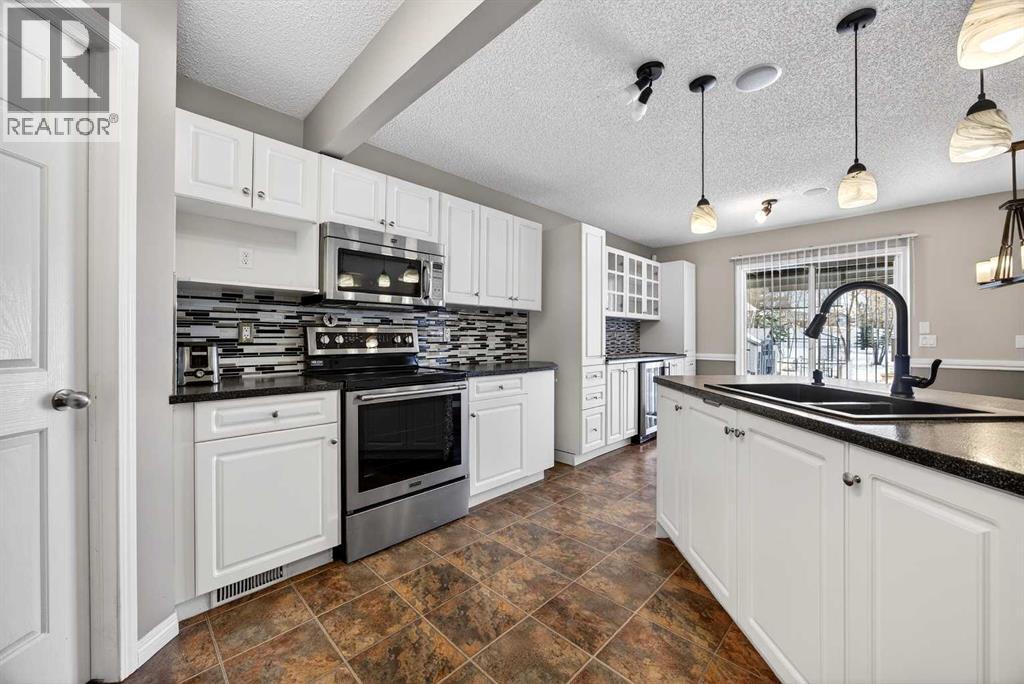 Single Family House for Sale in  Panamount Drive NW Panorama Hills Calgary 