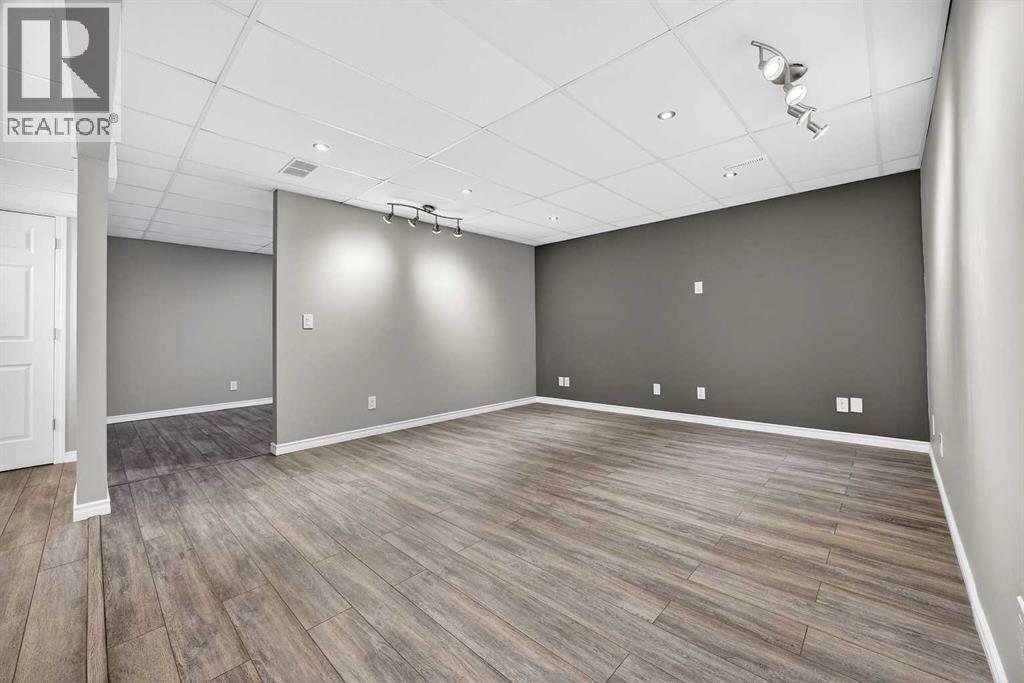 Single Family House for Sale in  Panamount Drive NW Panorama Hills Calgary 