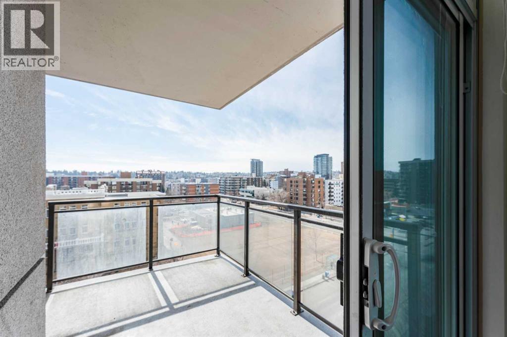 Single Family House for Sale in    Avenue SW Beltline Calgary 