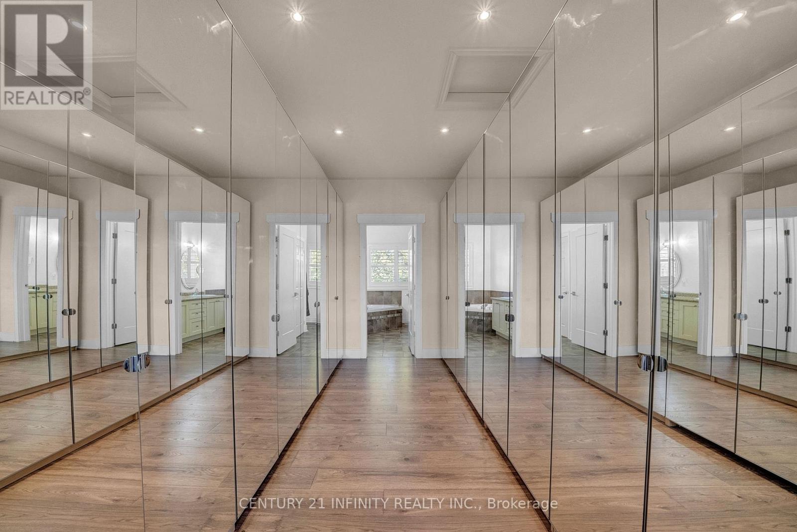Walk thru custom closets