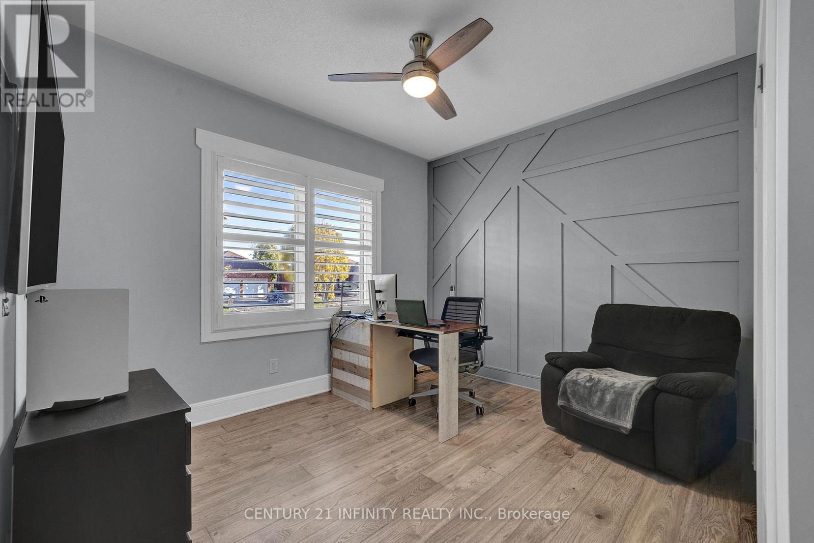 2nd bedroom on main